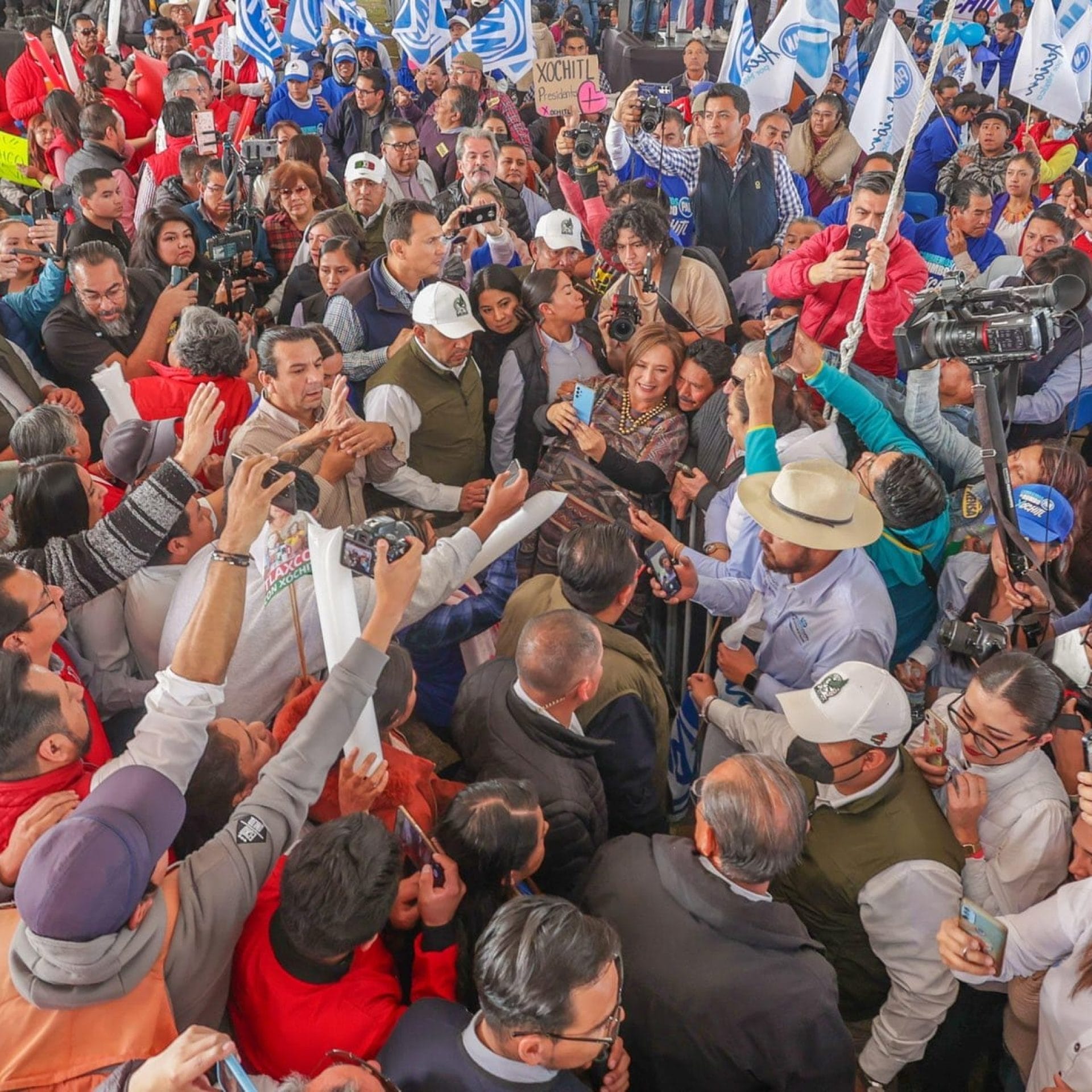 nxnoticias.com-acusa-xochitl-de-compra-de-encuestas