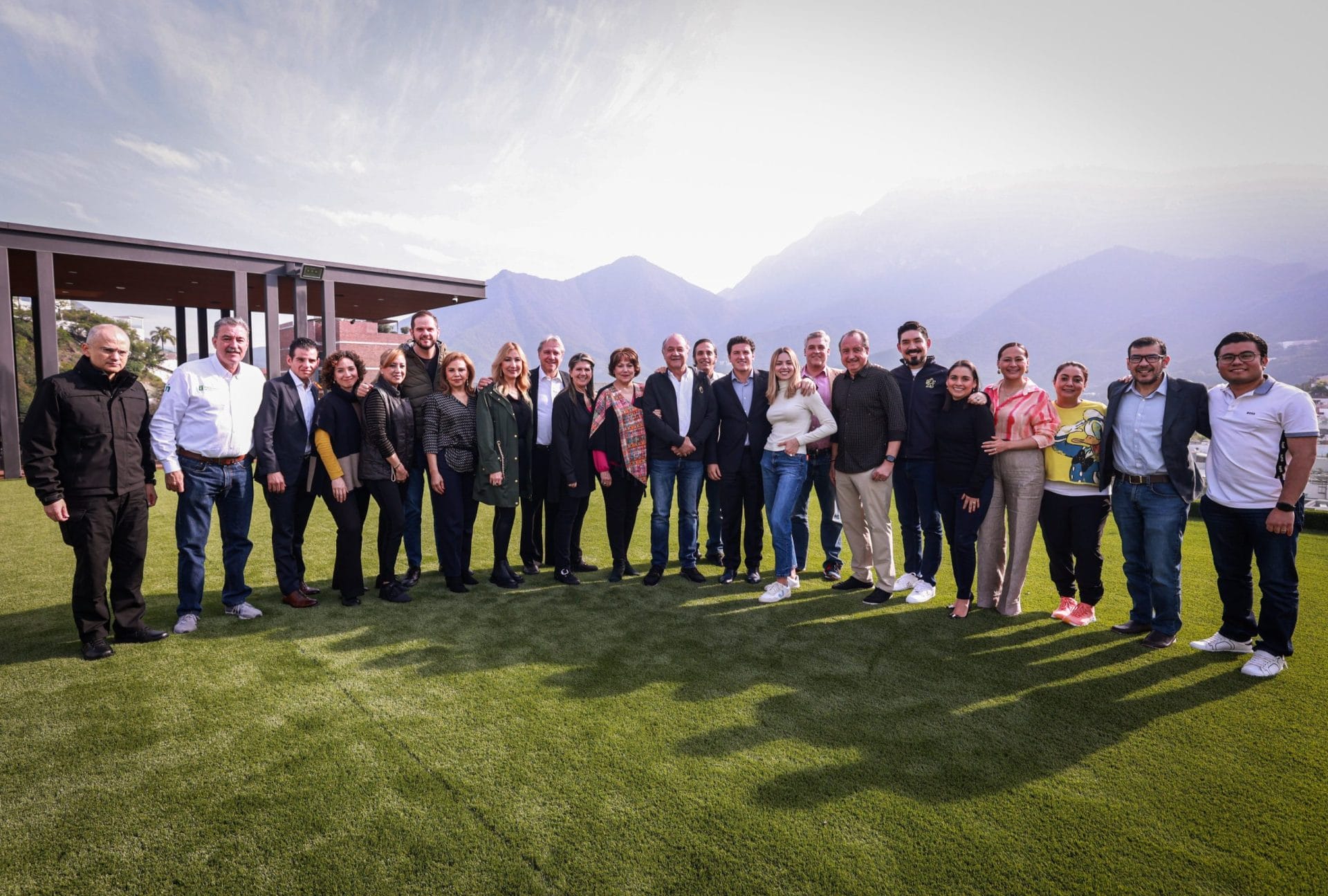 nxnoticias.com-la-vieja-politica-nos-descarrilo-samuel