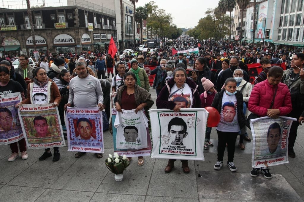 nxnoticias.com-ordena-amlo-abrir-expedientes-de-ayotzinapa