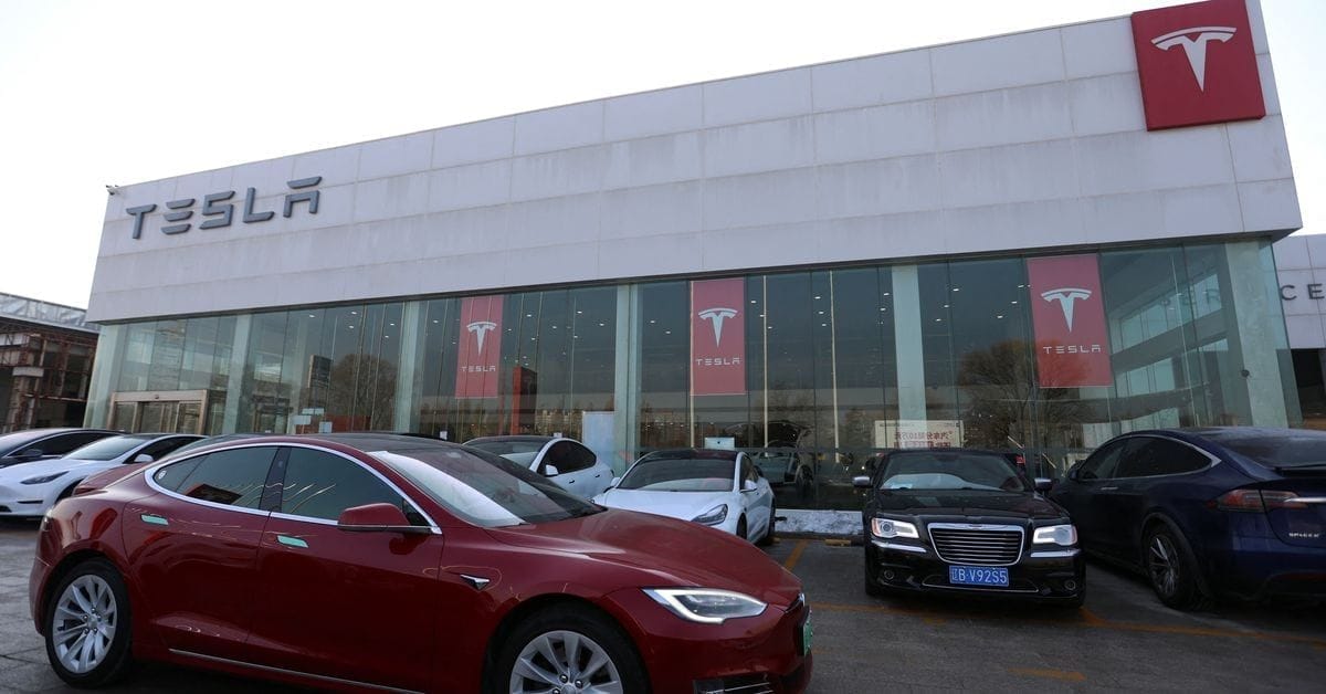 nxnoticias.com-como-en-eua-tesla-retira-miles-de-automoviles-en-china-por-fallas-en-sistema-de-navegacion