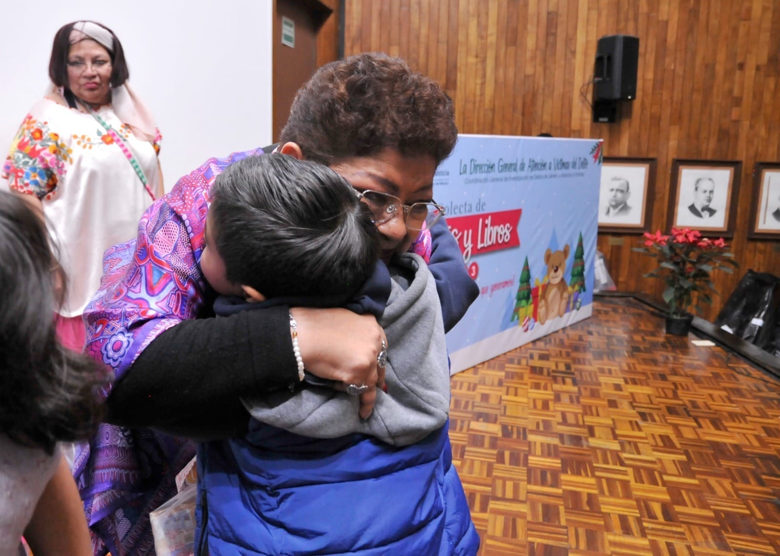 nxnoticias.com-llegan-los-reyes-magos-a-la-fiscalia-de-la-cdmx-con-ninos-con-atencion-de-victimas