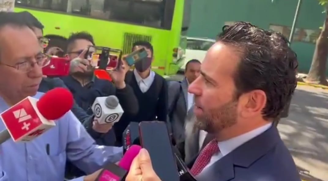 nxnoticias.com-se-carean-loret-y-pio-por-demanda-de-dano-moral-del-hermano-del-presidente