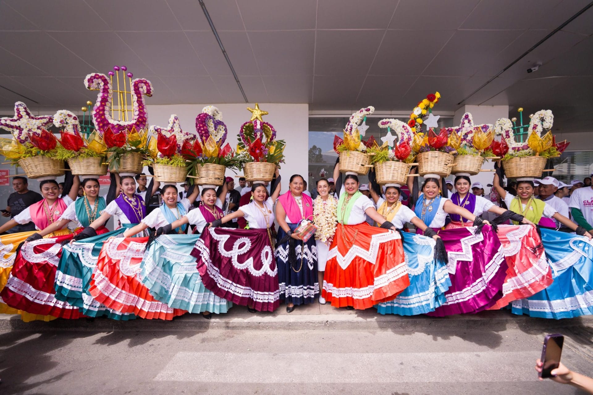 nxnoticias.com-claudia-se-compromete-a-continuar-impulsando-polos-de-desarrollo-en-oaxaca