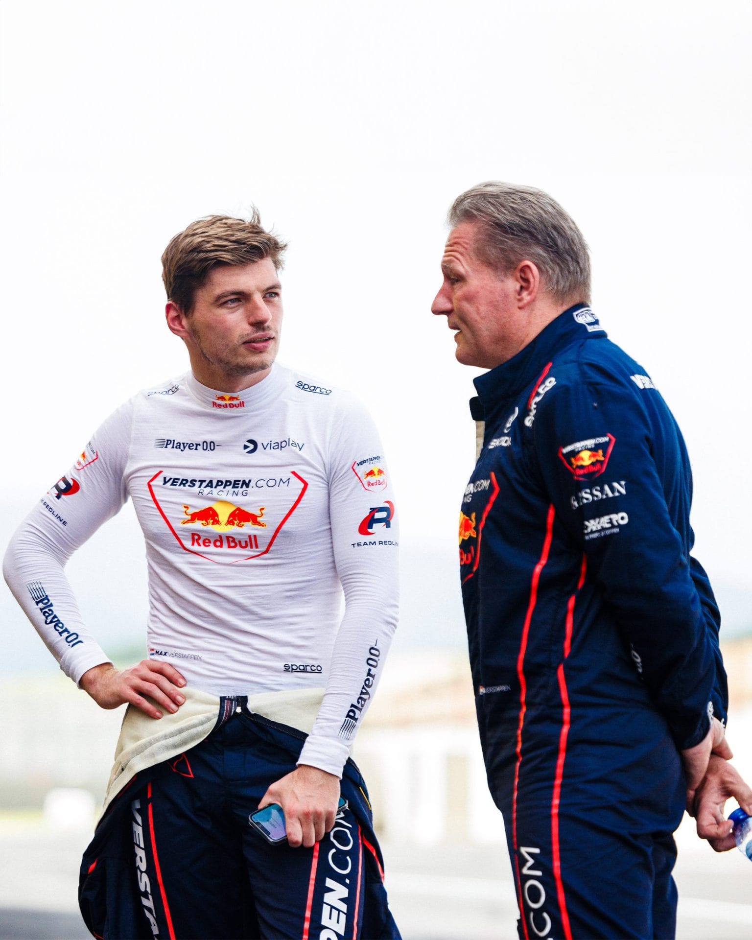 nxnoticias.com-en-la-f1-verstappen-defiende-a-su-papa-luego-de-que-pidiera-la-salida-de-horner-por-el-bien-del-equipo