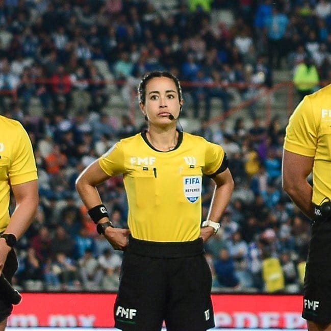 nxnoticias.com-luego-de-20-anos-una-mujer-vuelve-a-pitar-en-la-liga-mx