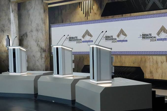 nxnoticias.com-llegan-candidatas-y-candidato-al-debate