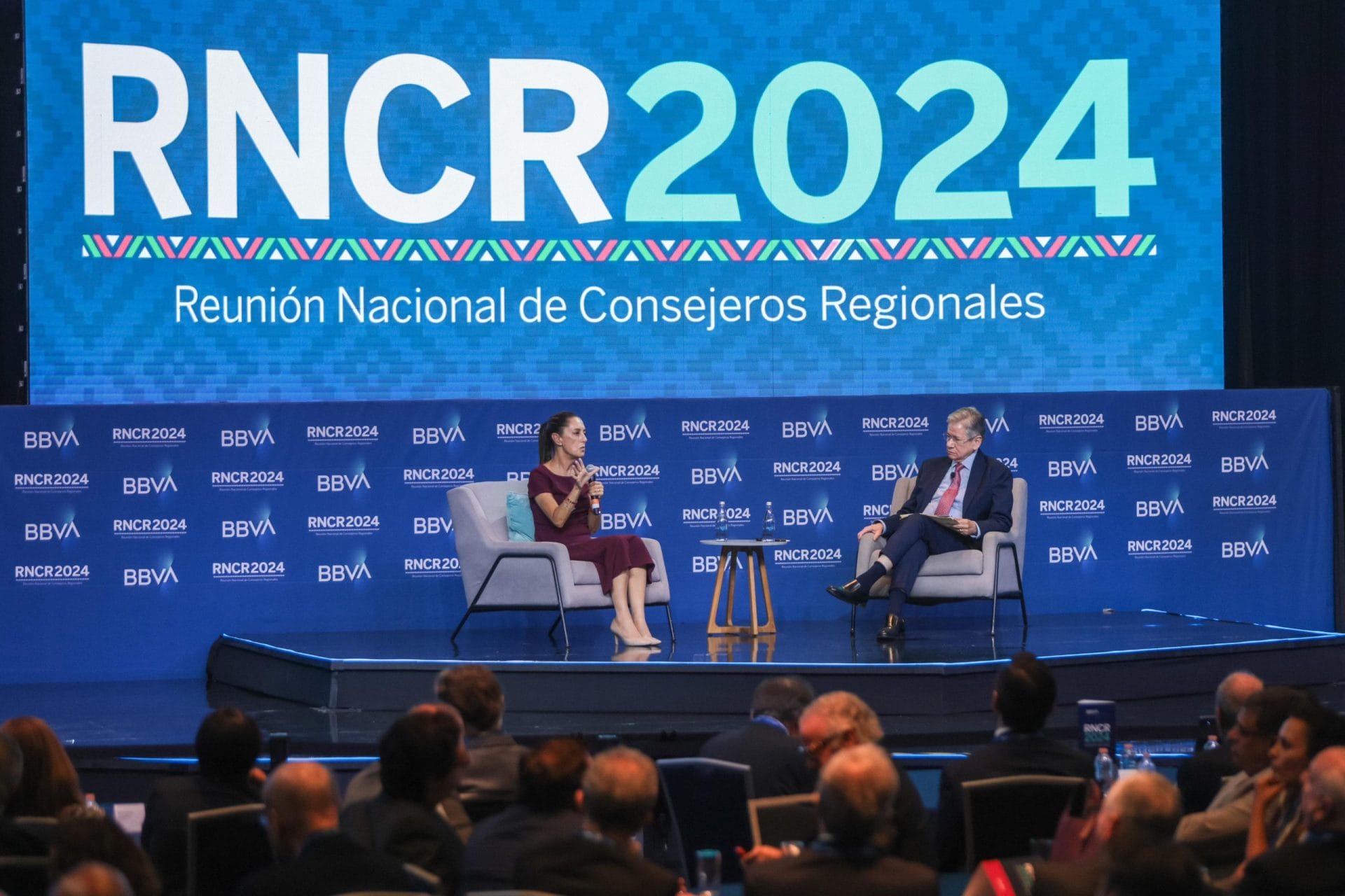 nxnoticias.com-claudia-enfatiza-la-importancia-de-privilegiar-coincidencias-para-poternciar-desarrollo-economico-en-reunion-de-consejeros-de-bbva-mexico