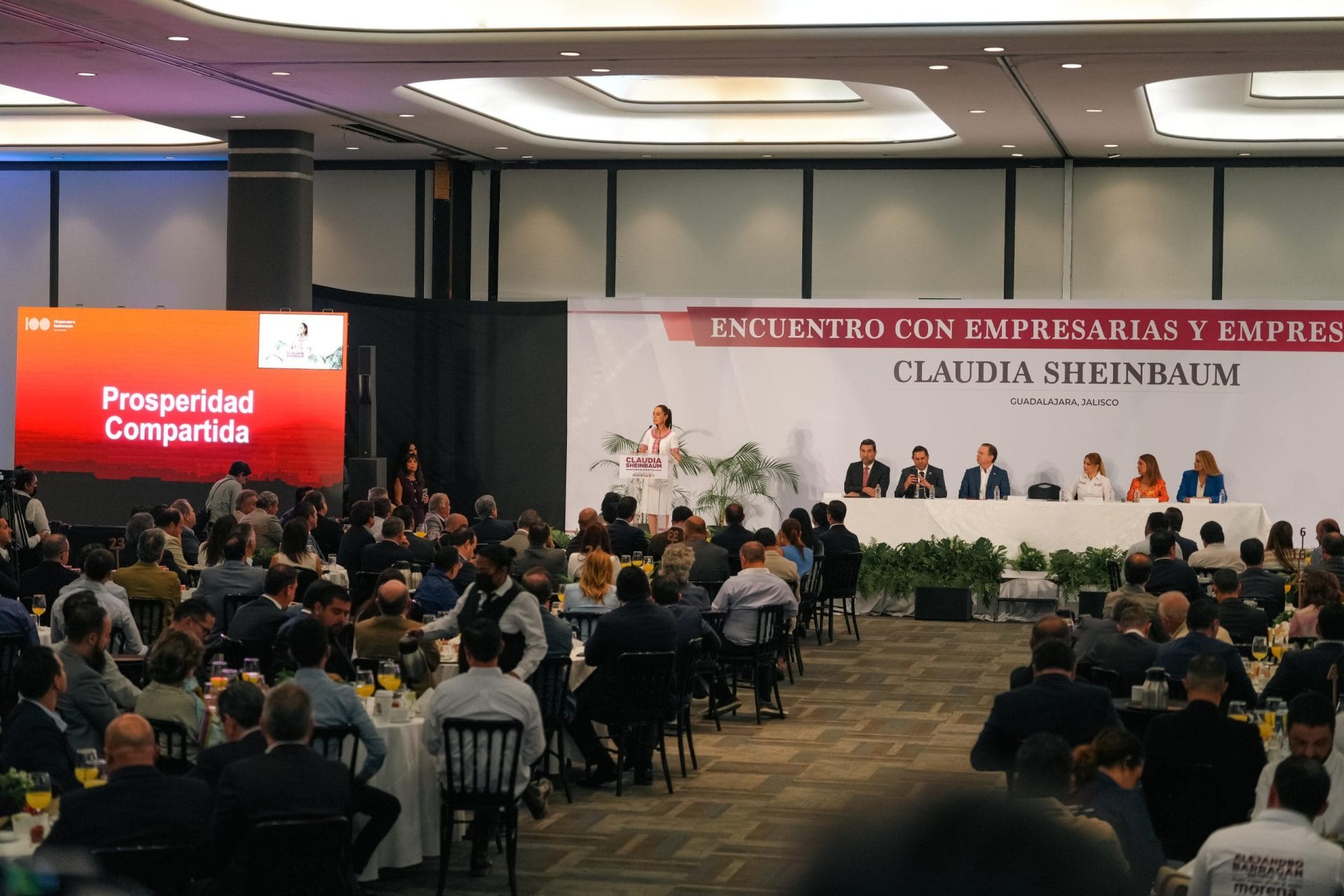 nxnoticias.com-en-guadalajara-jalisco-claudia-propone-a-empresarios-fortalecer-las-cadenas-productivas-entre-pequenas-y-grandes-empresas