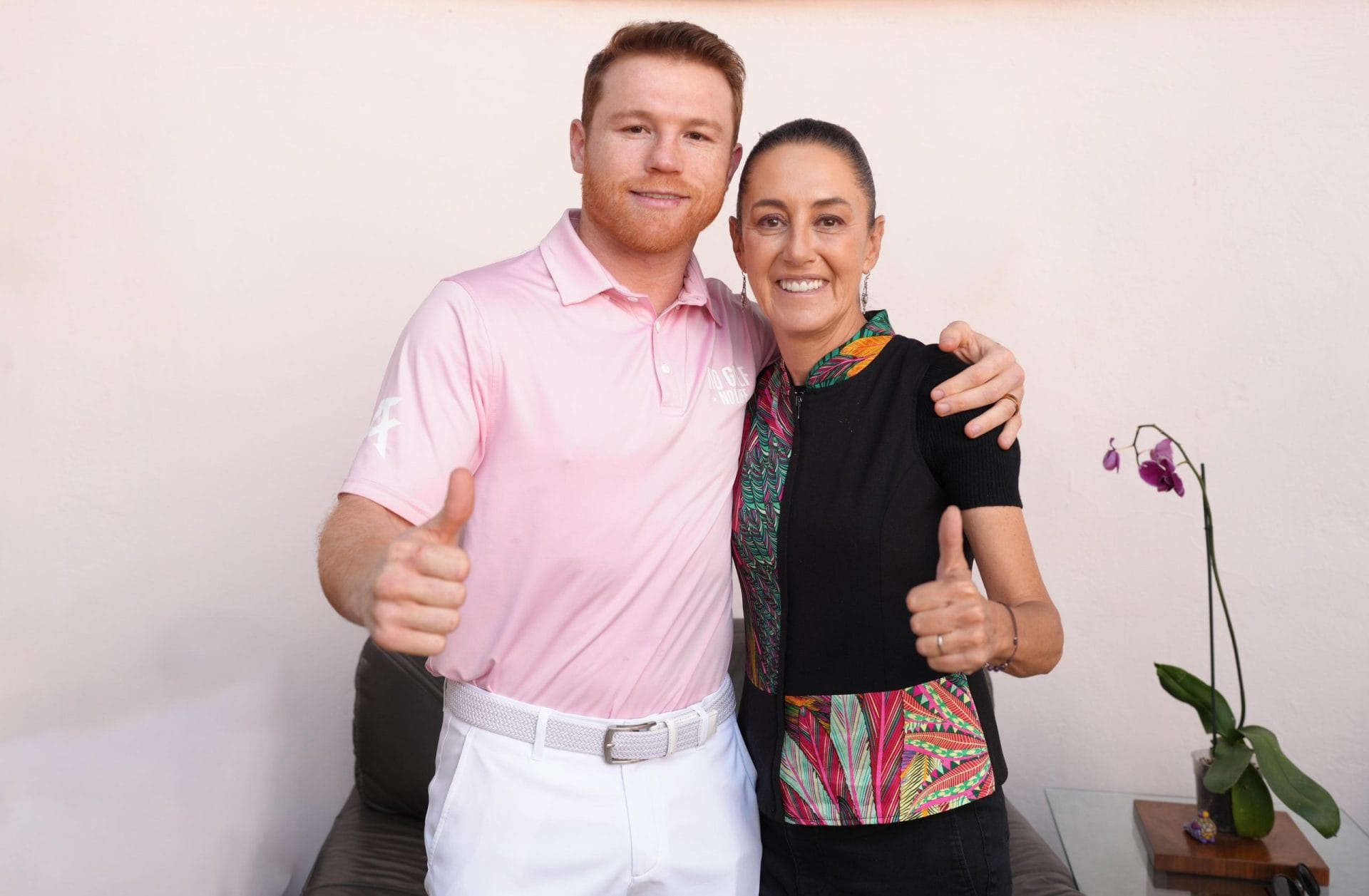 nxnoticias.com-yo-se-que-va-a-ganar-usted-le-dice-el-canelo-a-claudia