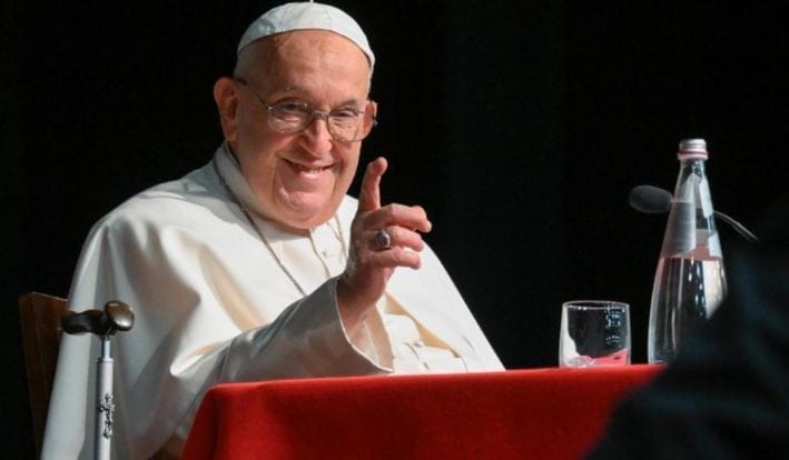 nxnoticias.com-el-papa-francisco-se-reunira-con-comediantes-del-mundo-asistiran-los-mexicanos-florinda-meza-y-chumel-torres