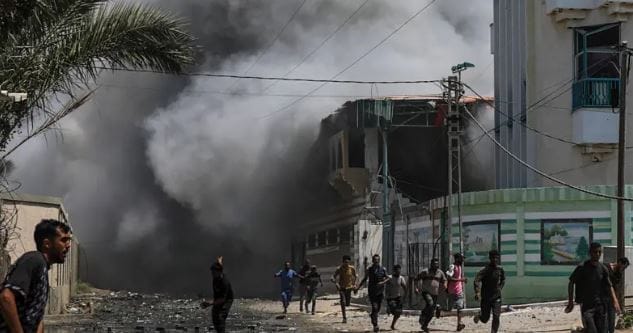 nxnoticias.com-ataque-en-escuela-en-gaza-deja-decenas-de-muertos