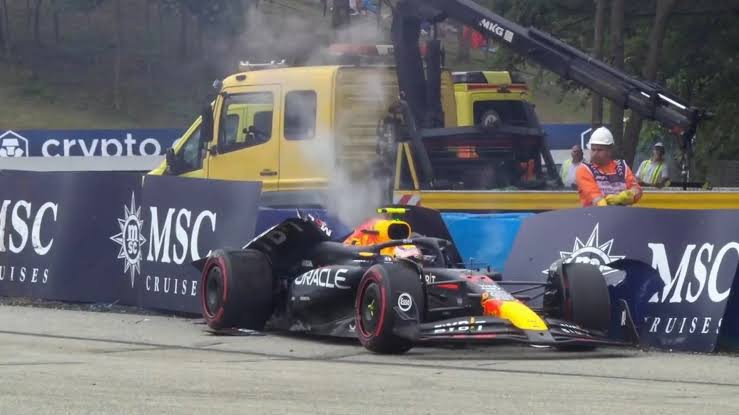 nxnoticias.com-le-llueve-sobre-mojado