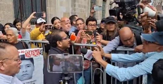 nxnoticias.com-pactan-reunion-amlo-y-padres-de-los-43-normalistas-de-ayotzinapa-con-sheinbaum