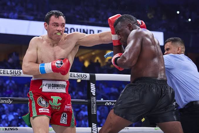 nxnoticias.com-vuelve-chavez-jr-con-una-victoria-tras-mas-de-dos-anos-de-ausencia