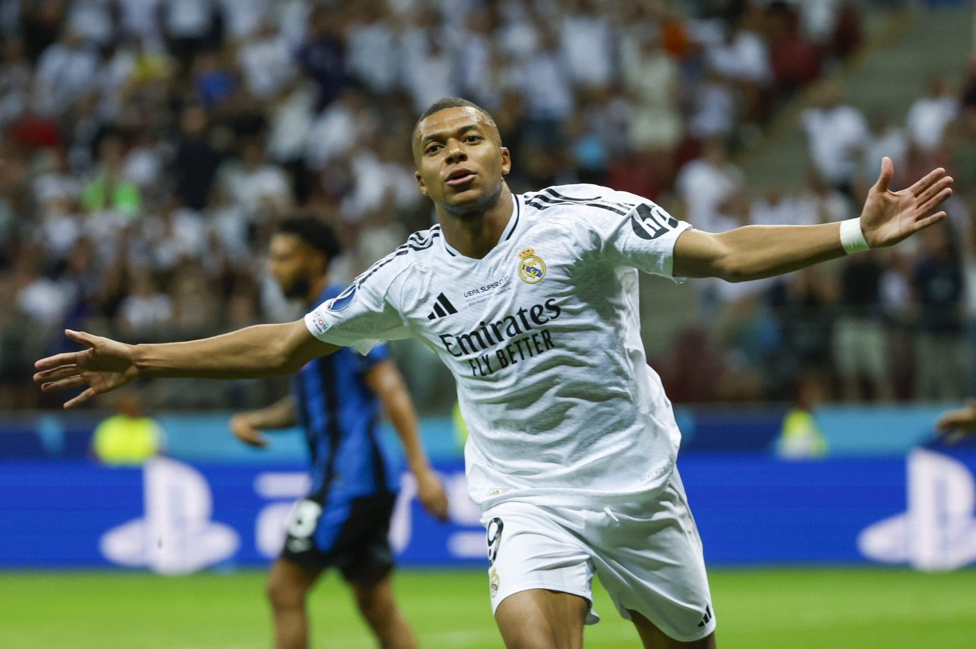 nxnoticias.com-debut-sonado-de-mbappe-con-el-real-madrid-en-la-supercopa-de-la-uefa