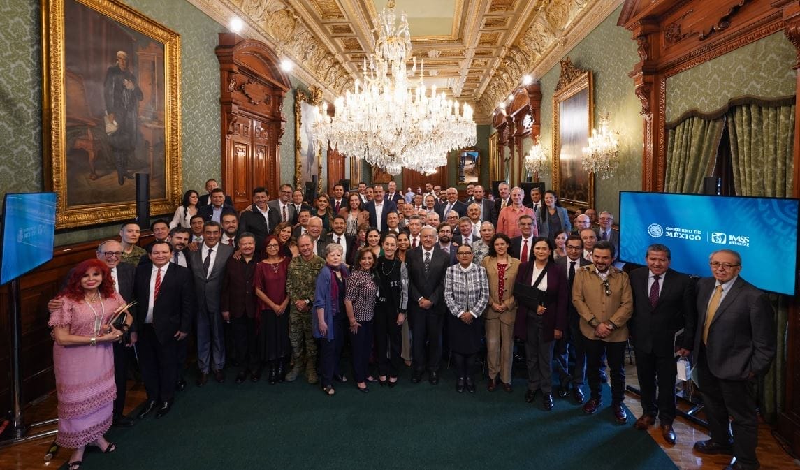 nxnoticias.com-lopez-obrador-y-sheinbaum-evaluan-avances-de-imss-bienestar