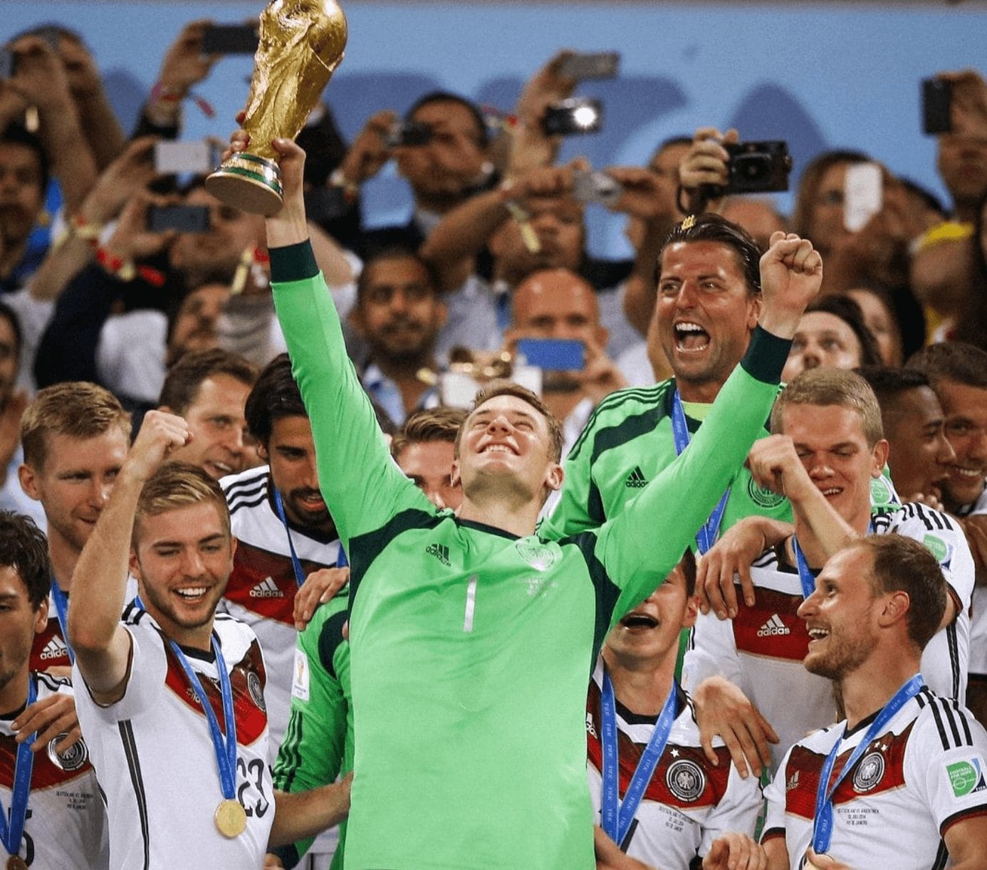 nxnoticias.com-manuel-neuer-el-adios-de-un-gigante-aleman