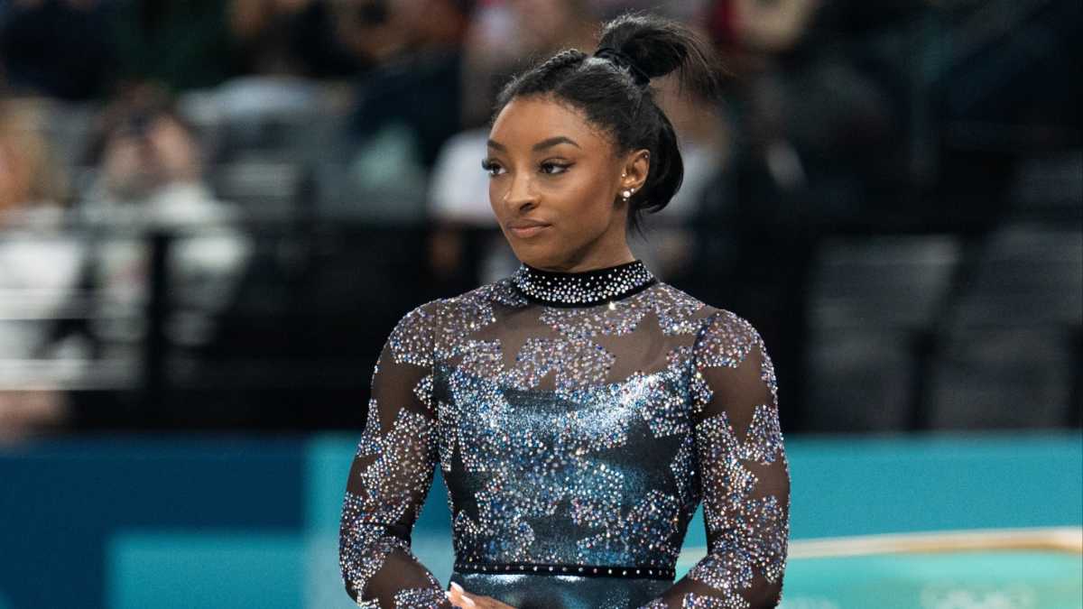 nxnoticias.com-simone-biles-enfrento-una-estafa-de-26-mil-dolares-por-botella-de-champagne-en-paris