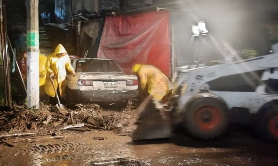 nxnoticias.com-suman-16-personas-fallecidas-por-deslaves-de-cerros-en-el-estado-de-mexico