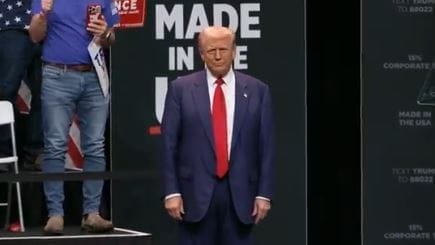 nxnoticias.com-trump-advierte-que-impondra-aranceles-por-cada-automovil-proveniente-de-mexico