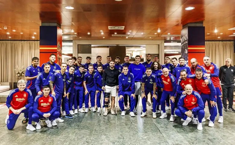 nxnoticias.com-carvajal-rodri-y-le-normand-visitan-la-concentracion-de-la-seleccion-espanola