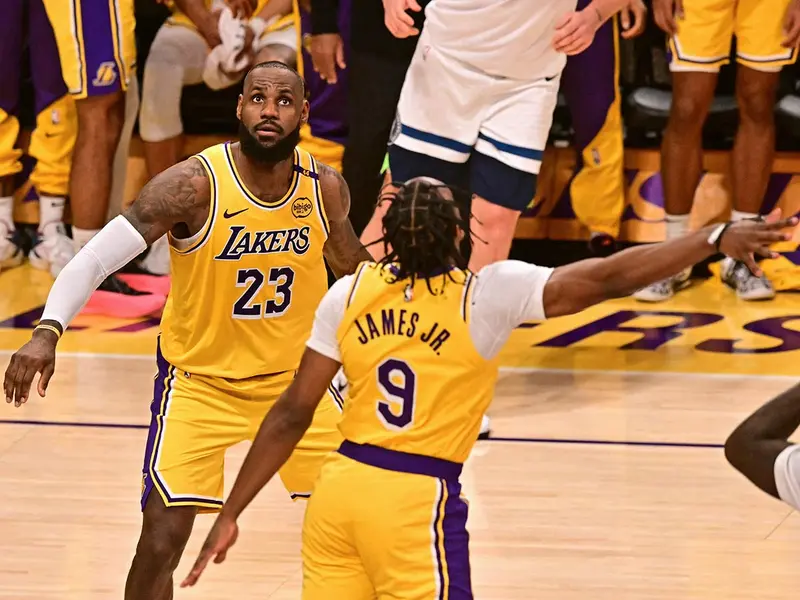 nxnoticias.com-debut-historicolebron-y-bronny-james-juntos-en-la-nba