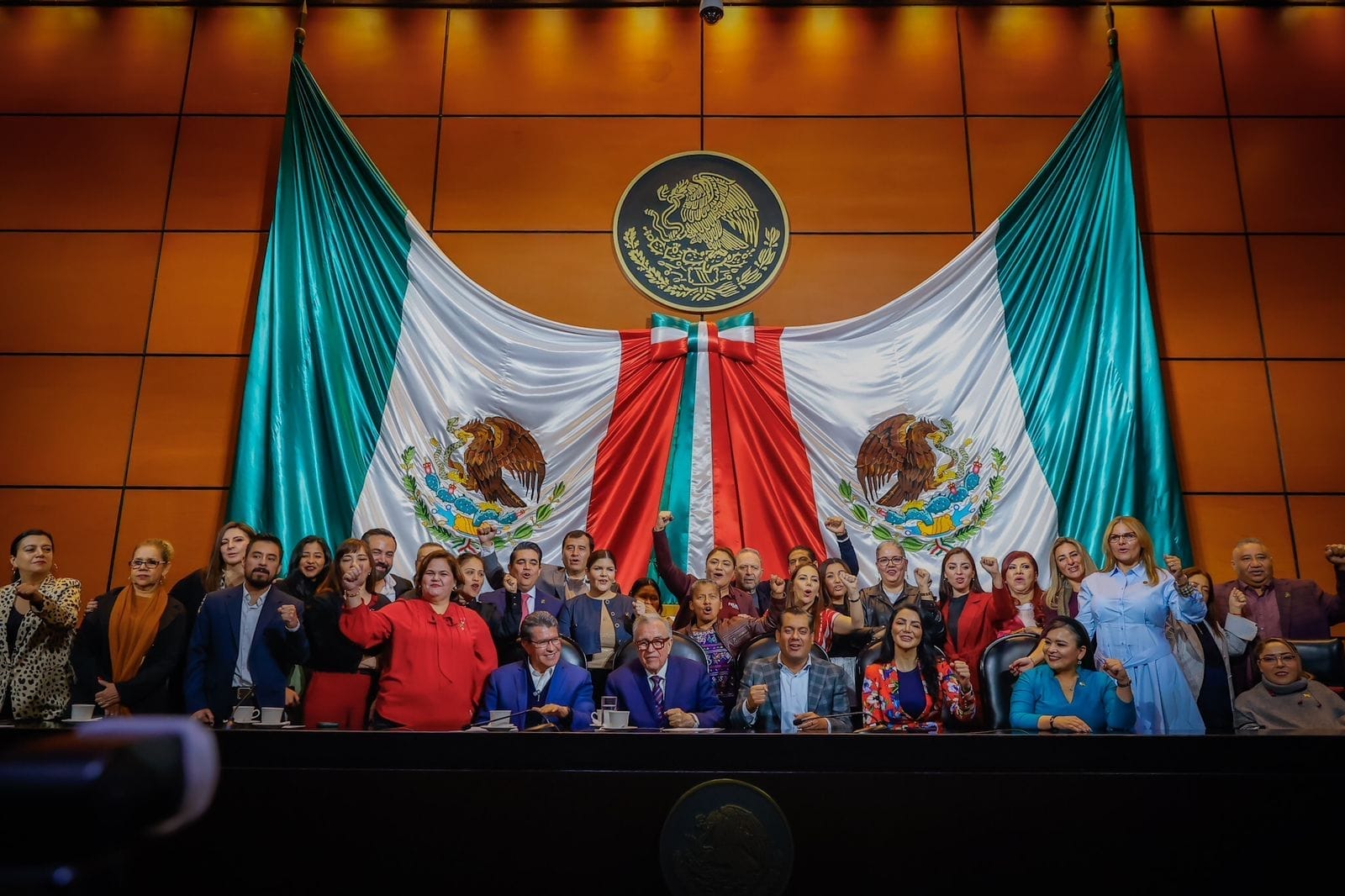 nxnoticias.com-gobernador-de-sinaloa-recibe-respaldo-de-las-bancadas-de-morena