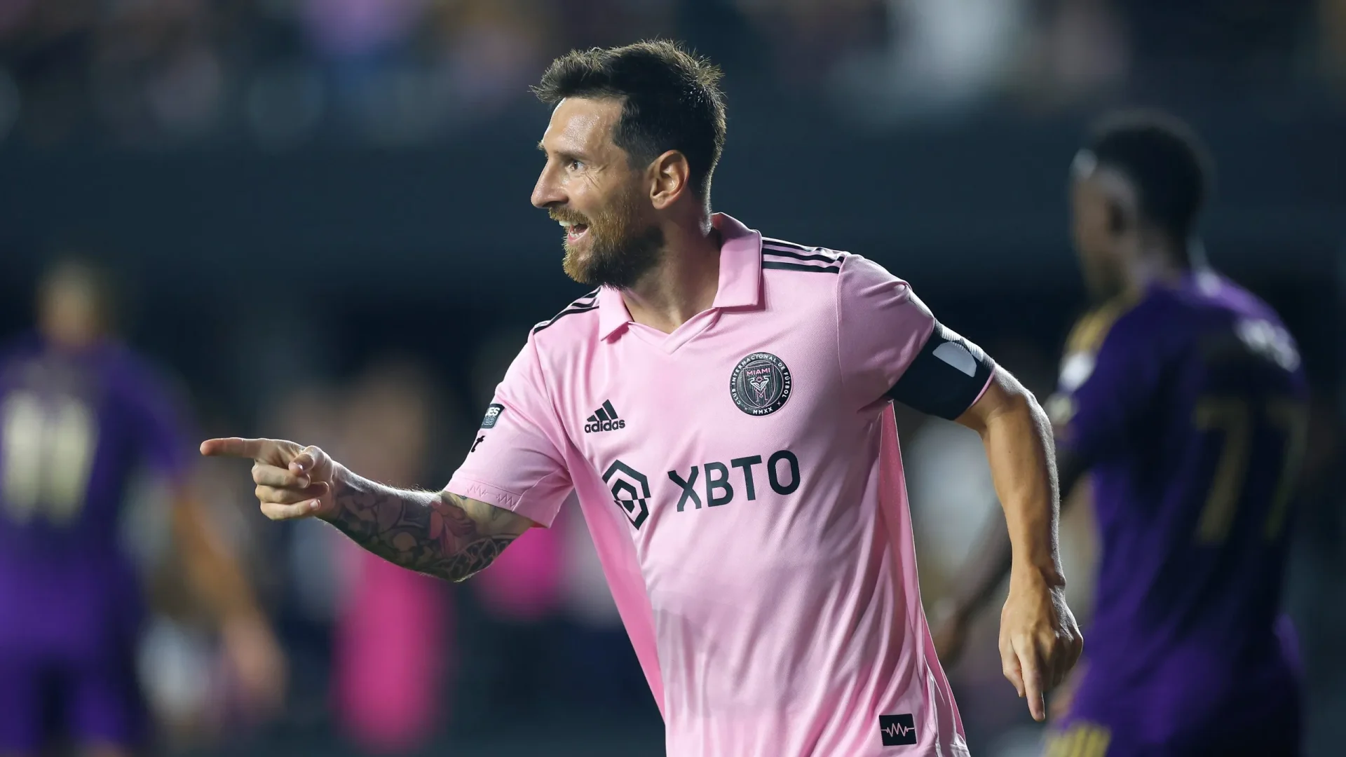 nxnoticias.com-messi-el-rey-de-miami-triplete-record-y-trofeo-para-la-historia