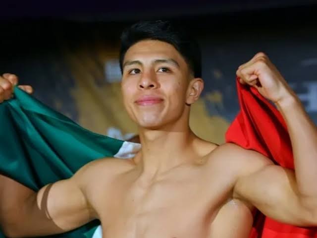 nxnoticias.com-munguia-vs-benavidez-el-enfrentamiento-que-podria-sacudir-el-mundo-del-boxeo