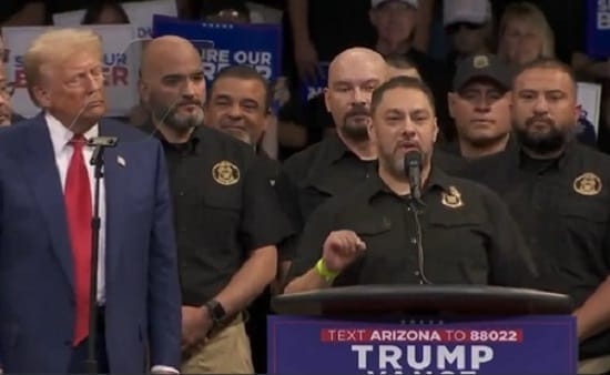 nxnoticias.com-promete-trump-contratar-a-10-mil-agentes-adicionales-de-la-patrulla-fronteriza