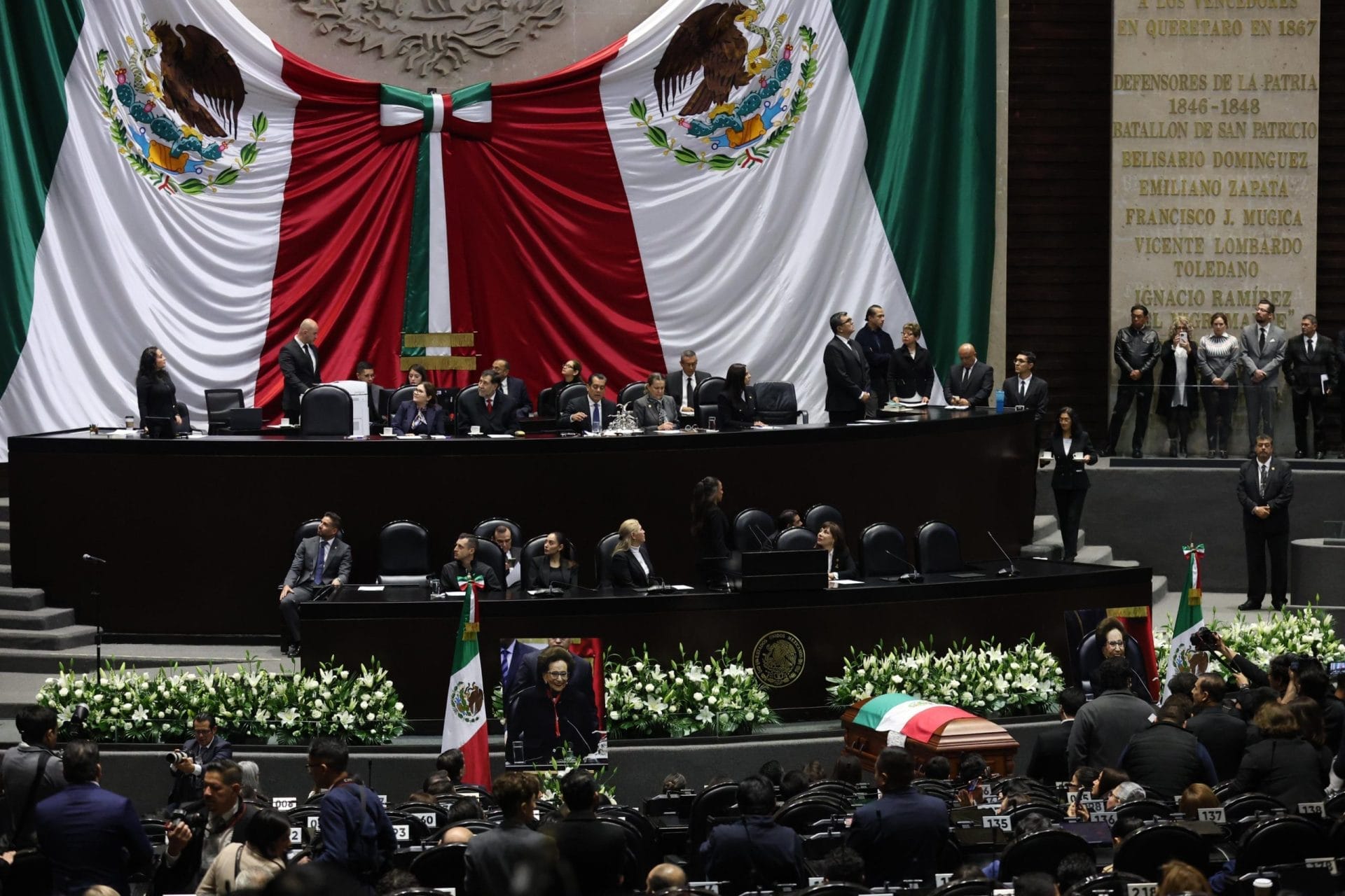 nxnoticias.com-realizan-homenaje-en-diputados-a-ifigenia-martinez