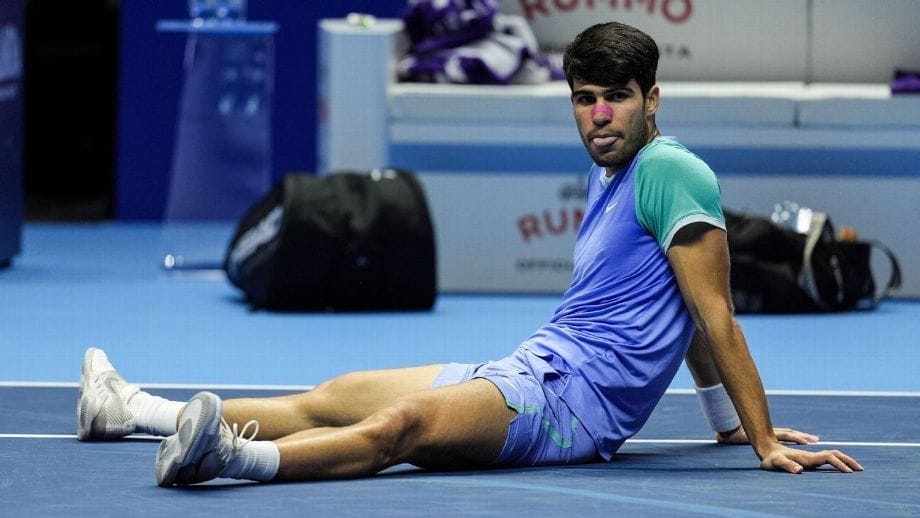 nxnoticias.com-alcaraz-lo-intenta-pero-cae-ante-zverev-en-turin