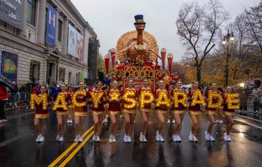 nxnoticias.com-desfile-de-accion-de-gracias-en-eu-cumple-100-anos-de-celebrarse