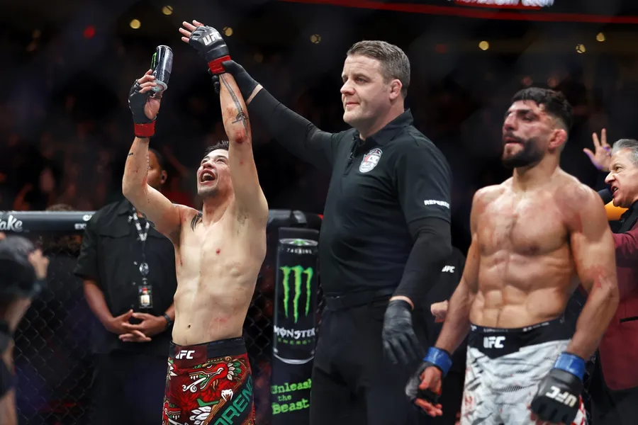 nxnoticias.com-orgullo-nacional-brandon-moreno-regresa-a-ufc-y-derrota-a-amir-albazi