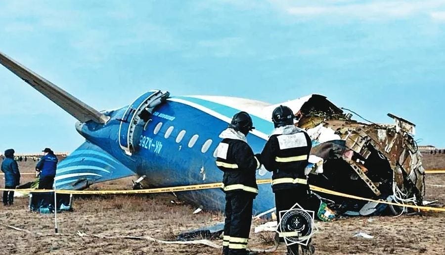 nxnoticias.com-afirman-que-vuelo-que-se-estrello-en-kazajistan-fue-impactado-por-un-misil-ruso