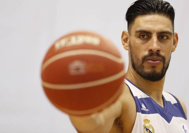 nxnoticias.com-ayon-en-el-top-20-de-la-fiba-junto-a-jordan-y-lebron-james