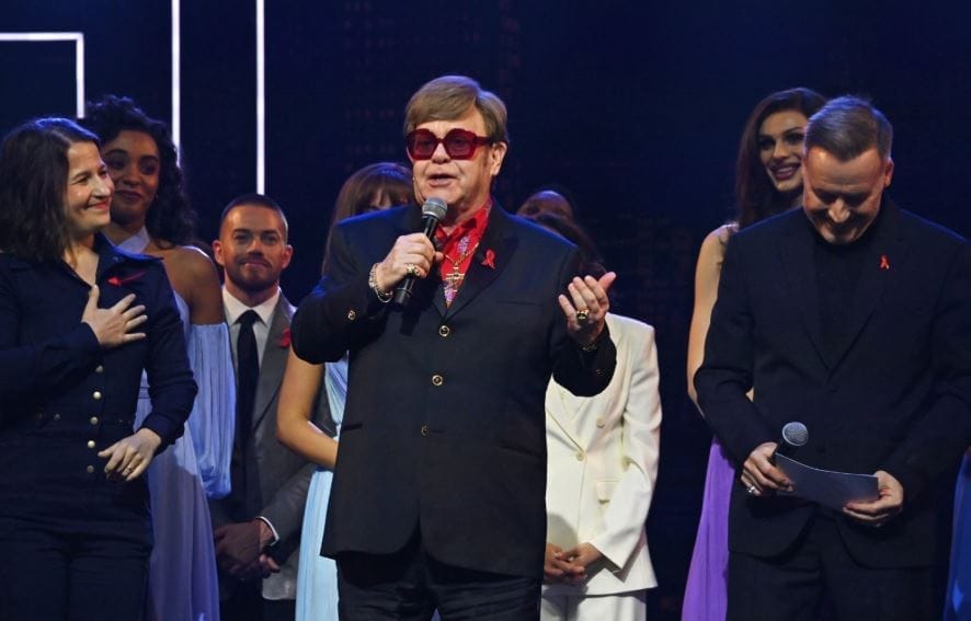 nxnoticias.com-elton-john-asegura-que-perdio-la-vista-despues-de-una-infeccion-ocular