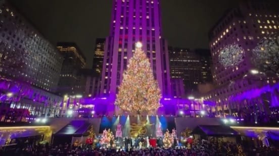 nxnoticias.com-encienden-famoso-arbol-de-navidad-del-rockefeller-center-en-ny