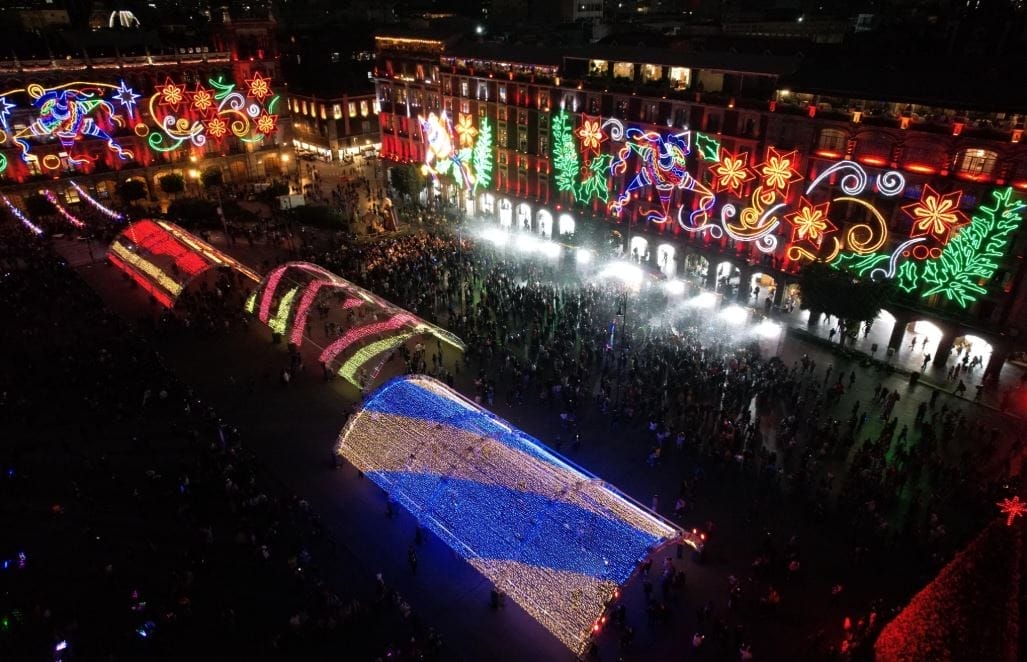 nxnoticias.com-inaugura-jefa-de-gobierno-de-la-cdmx-verbena-navidena-y-alumbrado-decorativo-en-el-zocalo