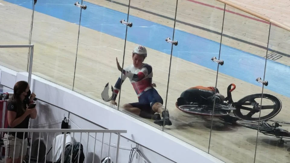 nxnoticias.com-katy-marchant-sufre-brutal-accidente-en-la-liga-de-campeones-de-ciclismo