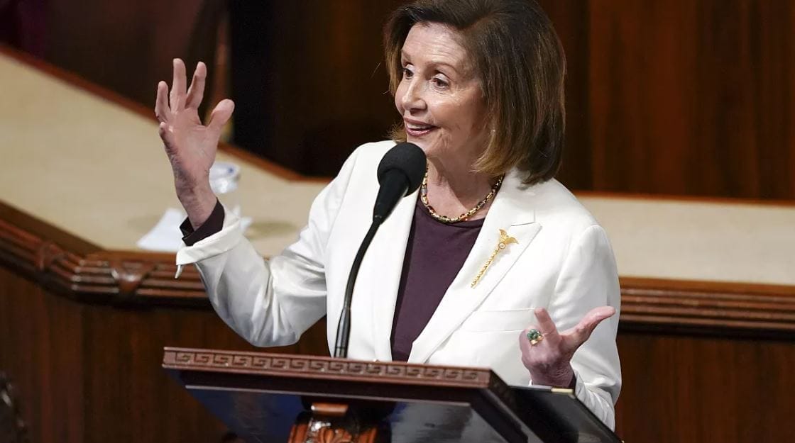 nxnoticias.com-nancy-pelosi-se-sometio-a-cirugia-de-cadera-tras-caida-en-luxemburgo