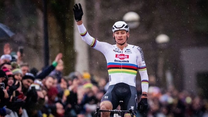 nxnoticias.com-van-der-poel-intratable-en-el-ciclocross