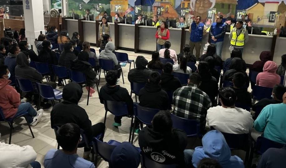 nxnoticias.com-guatemala-recibio-a-las-primeras-80-personas-deportadas-de-estados-unidos