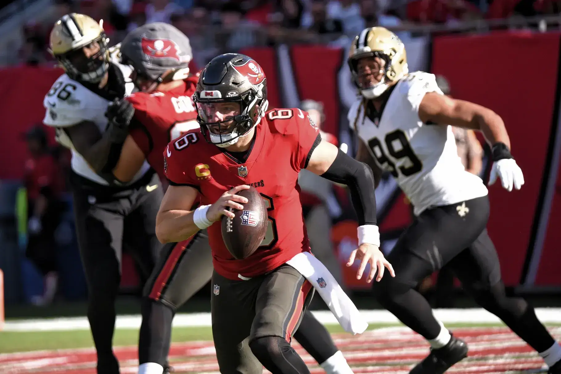 nxnoticias.com-lesion-de-jayden-daniels-abre-la-puerta-a-mayfield-al-pro-bowl-nfl-2025