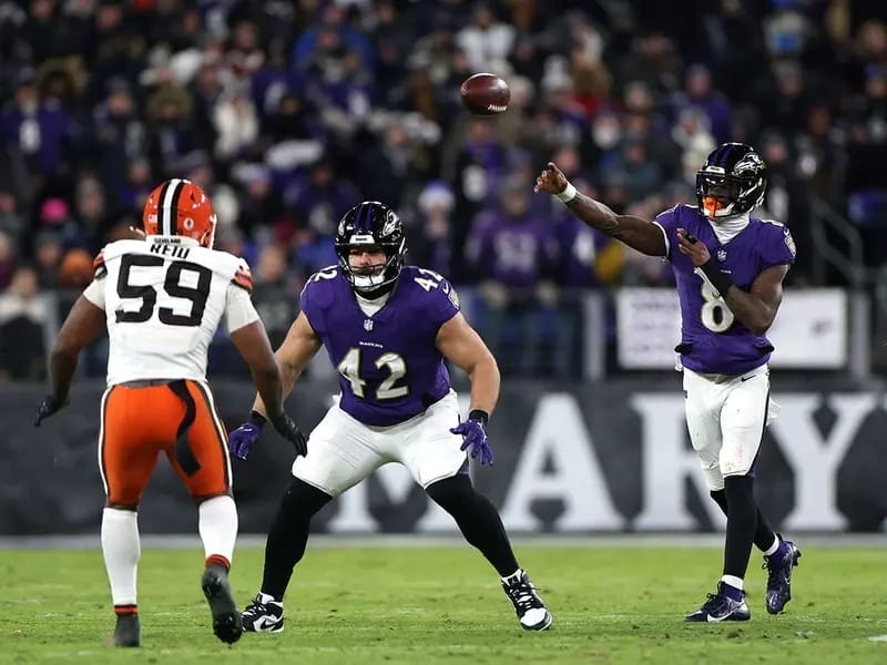 nxnoticias.com-nfl-lamar-jackson-rompe-records-con-4-mil-yardas-aereas-y-800-terrestres