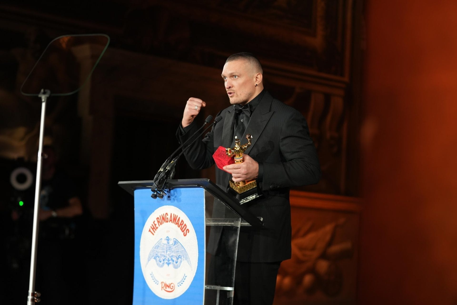 nxnoticias.com-oleksandr-usyk-el-mejor-boxeador-de-2024