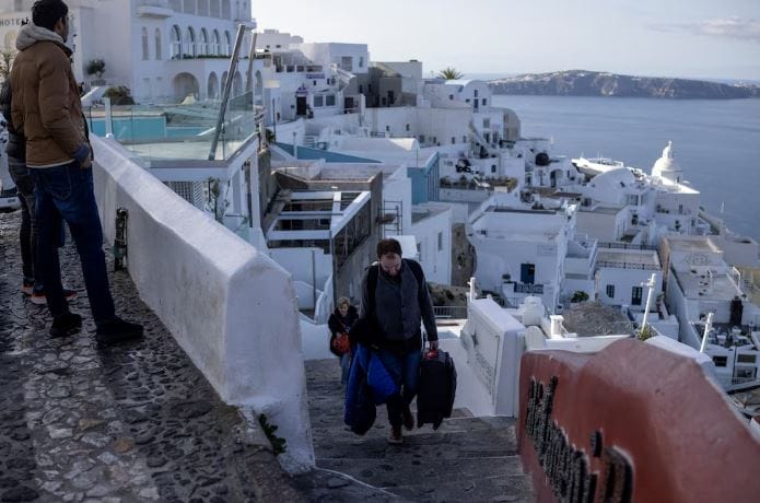 nxnoticias.com-alerta-en-isla-de-santorini-por-enjambre-sismico-decretan-estado-de-emergencia