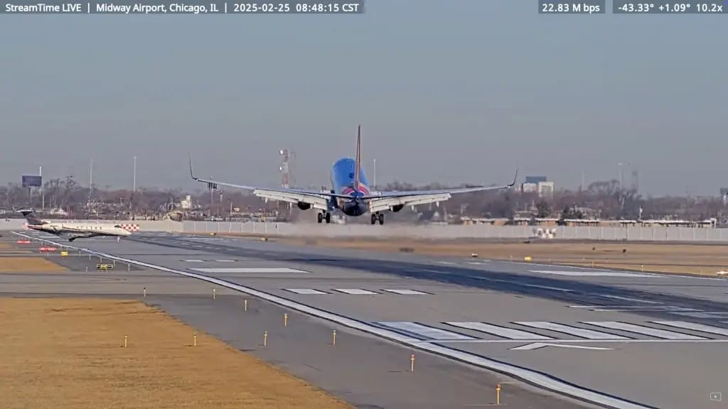 nxnoticias.com-avion-casi-choca-con-jet-en-aeropuerto-de-chicago