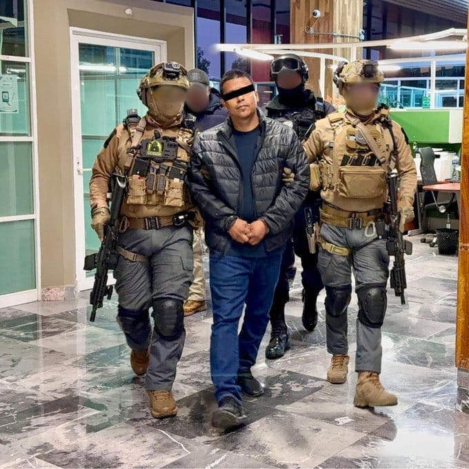 nxnoticias.com-cae-alcalde-mexiquense-se-fugo-tras-toma-de-protesta