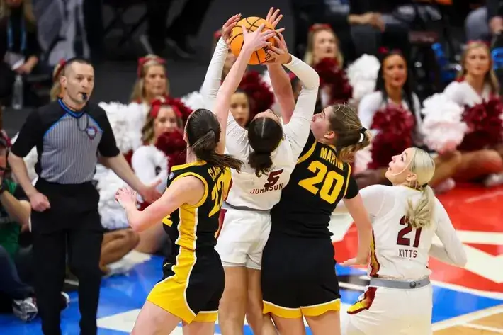 nxnoticias.com-el-efecto-trump-se-borraran-records-de-atletas-transgenero